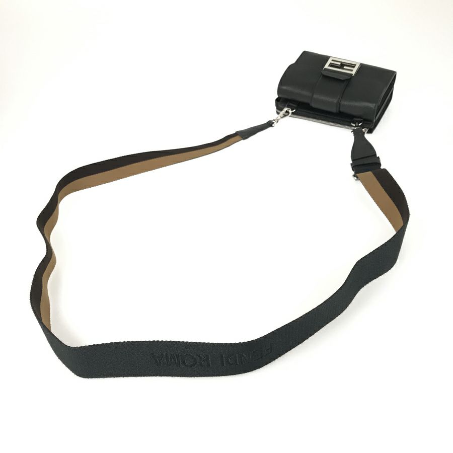 フェンディ ショルダーバッグ