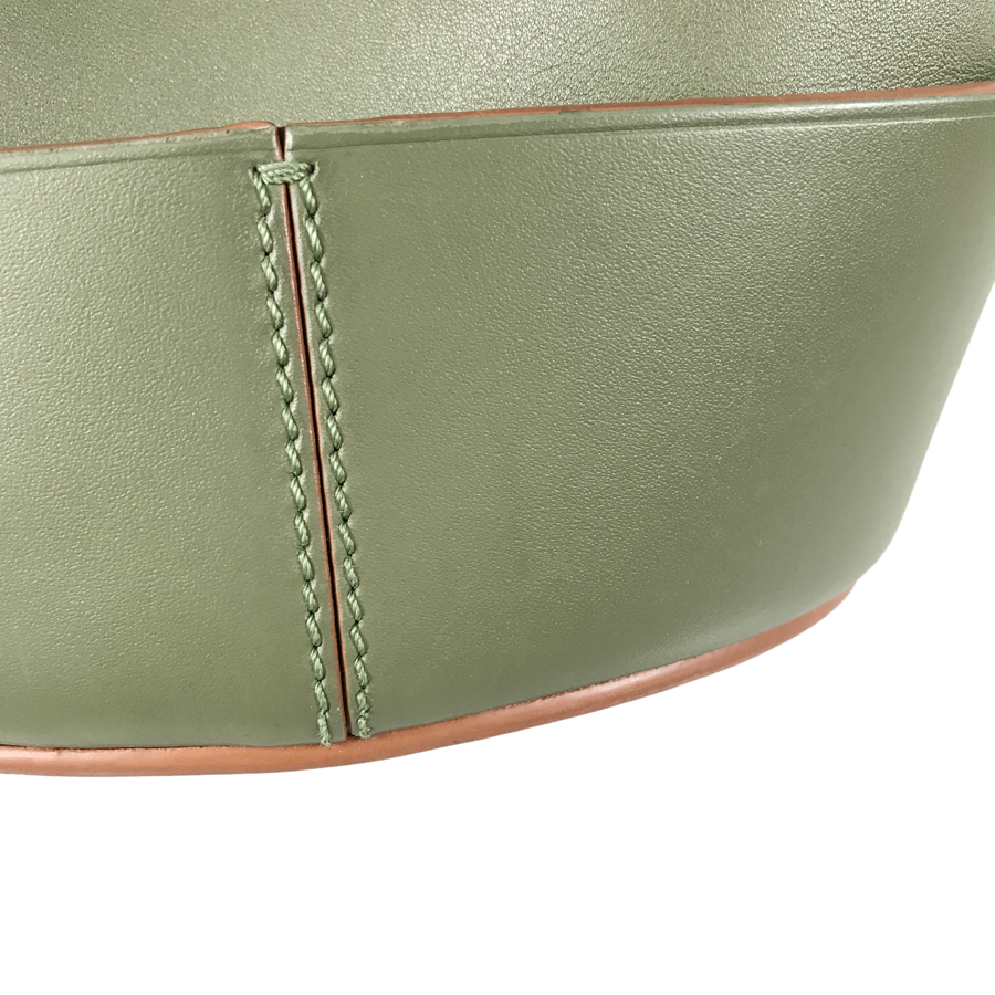 ロエベ ショルダーバッグ