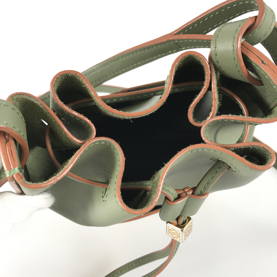 ロエベ ショルダーバッグ