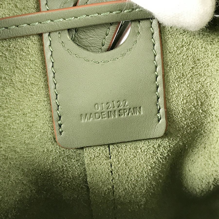 ロエベ ショルダーバッグ