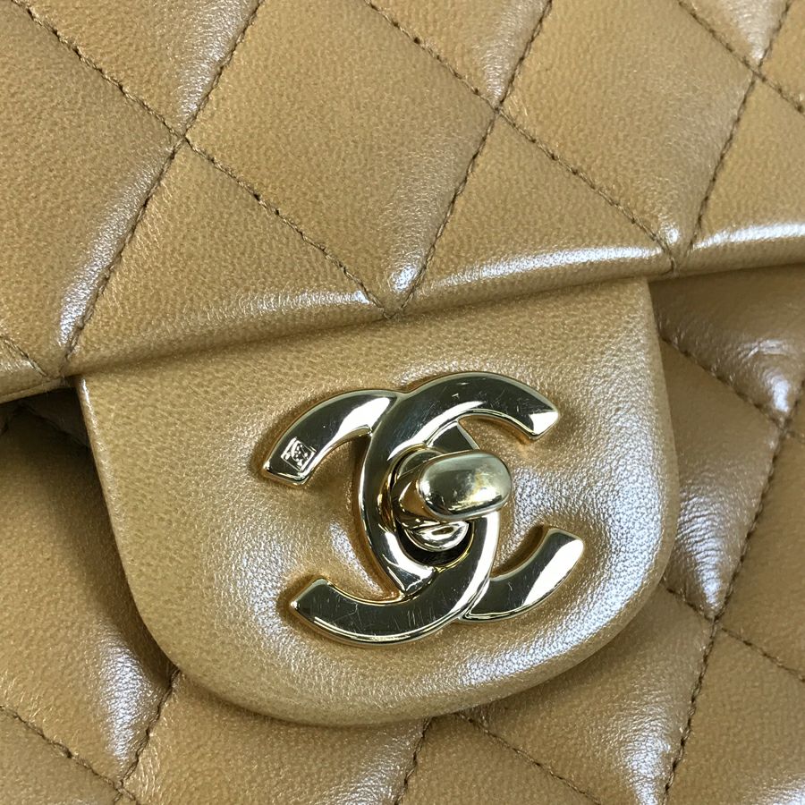 シャネル ショルダーバッグ