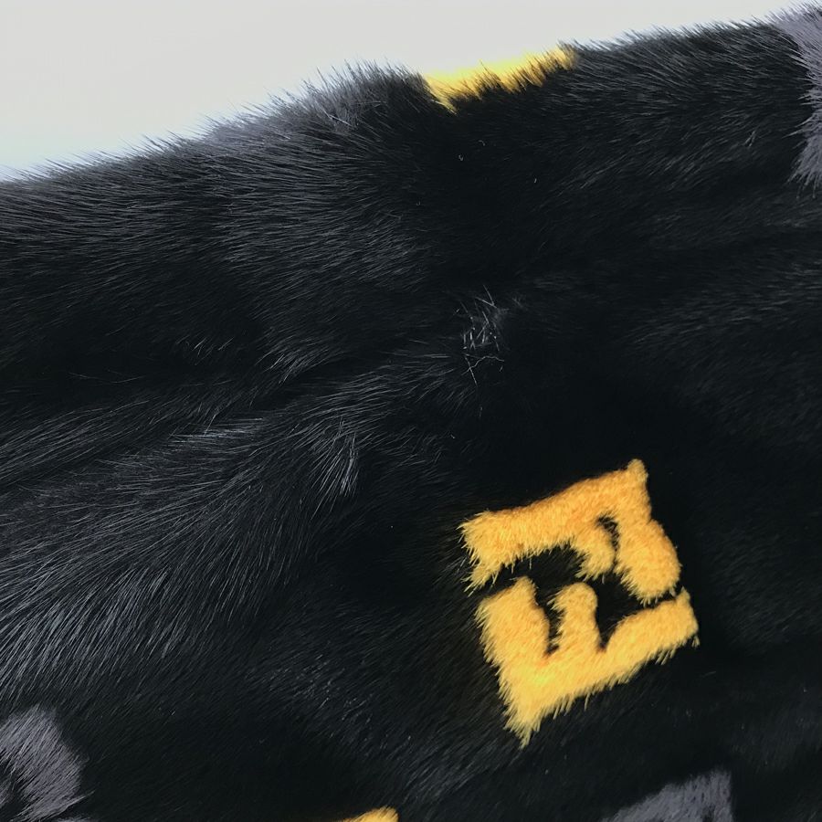 フェンディ メンズ ベスト