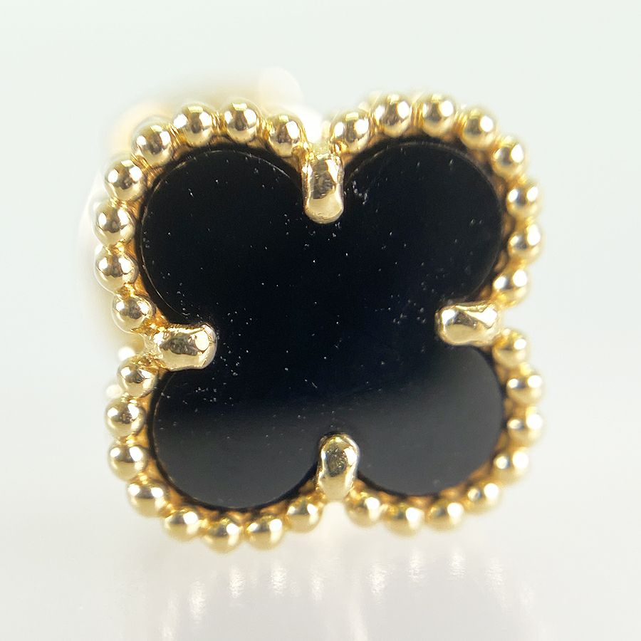 ヴァンクリーフ＆アーペル ピアス