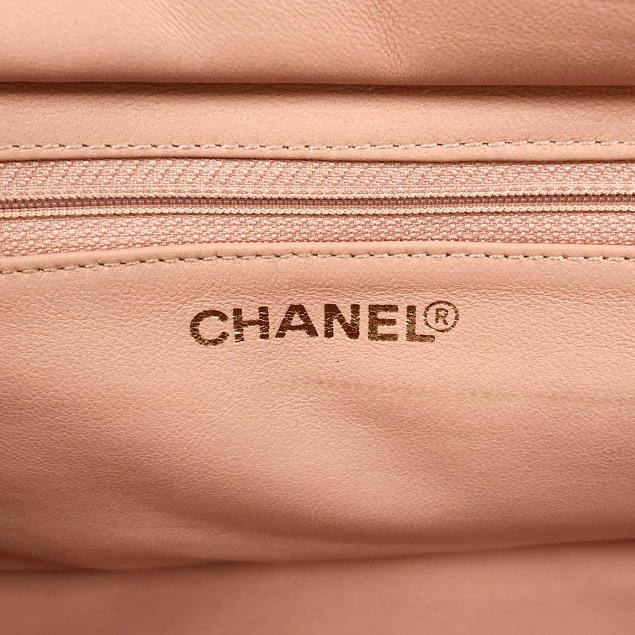 シャネル ハンドバッグ