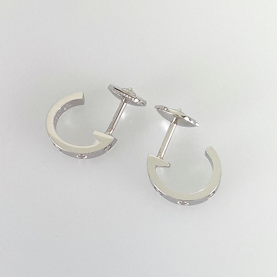 カルティエ ピアス