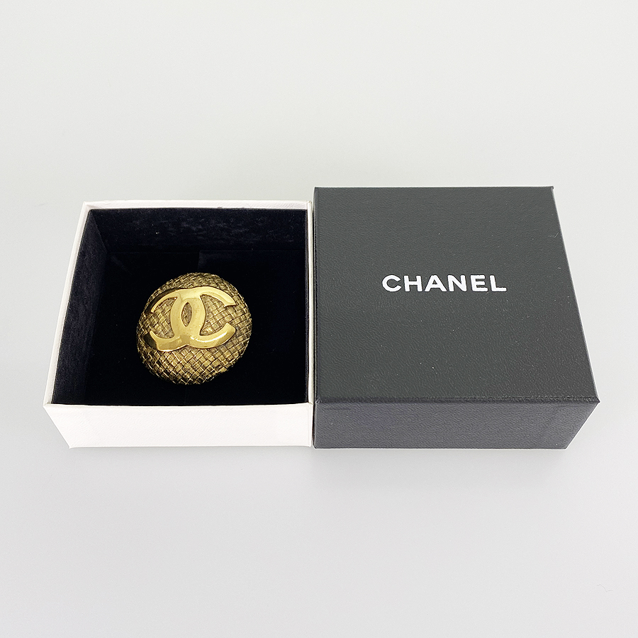 シャネル ブローチ