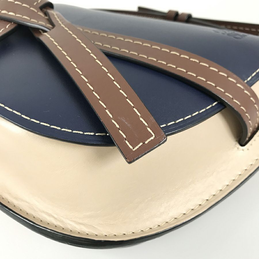 ロエベ ショルダーバッグ