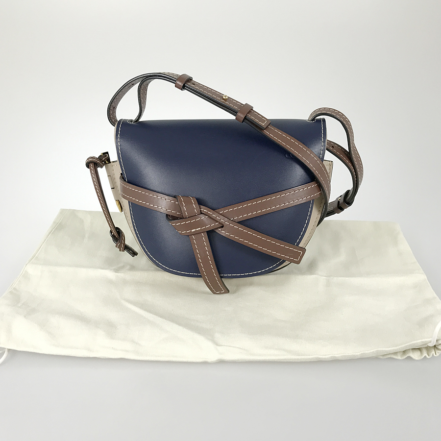 ロエベ ショルダーバッグ