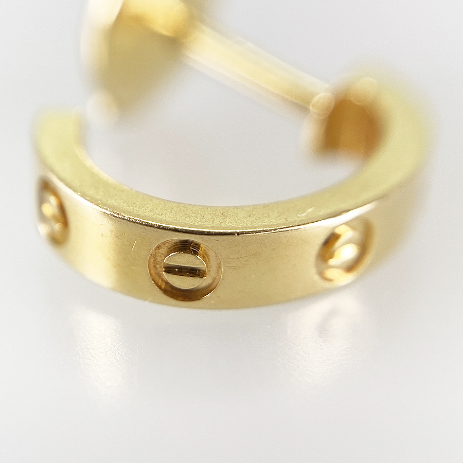 カルティエ ピアス