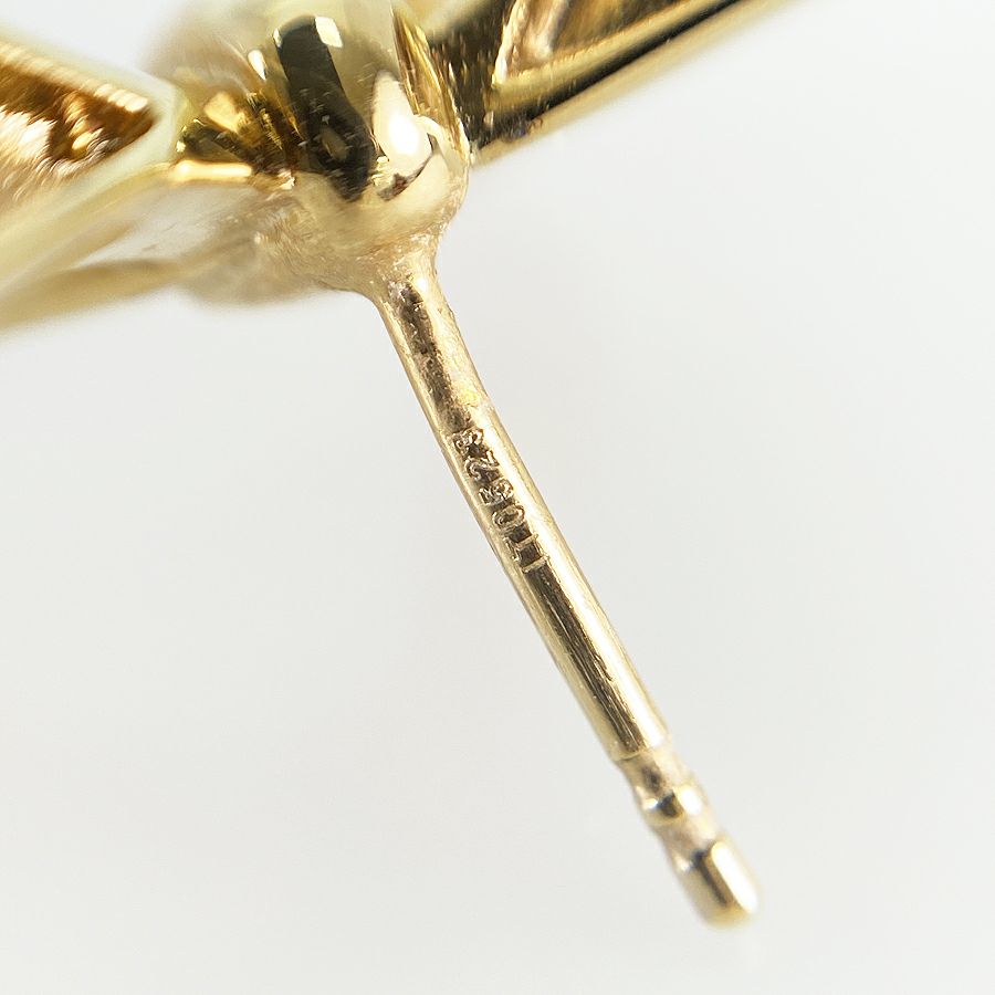 フェンディ ピアス