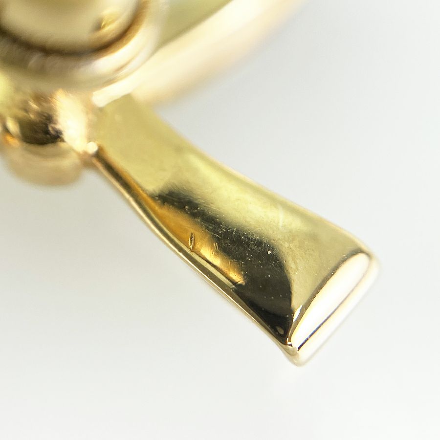 フェンディ ピアス