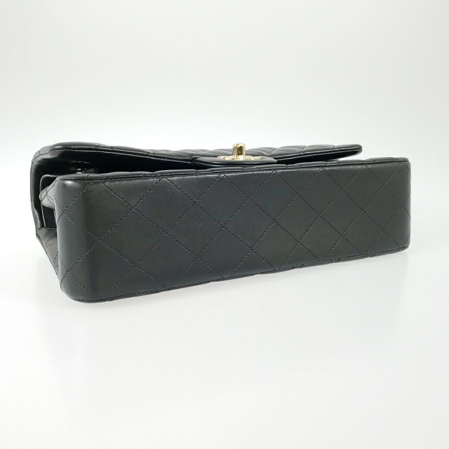 シャネル ショルダーバッグ