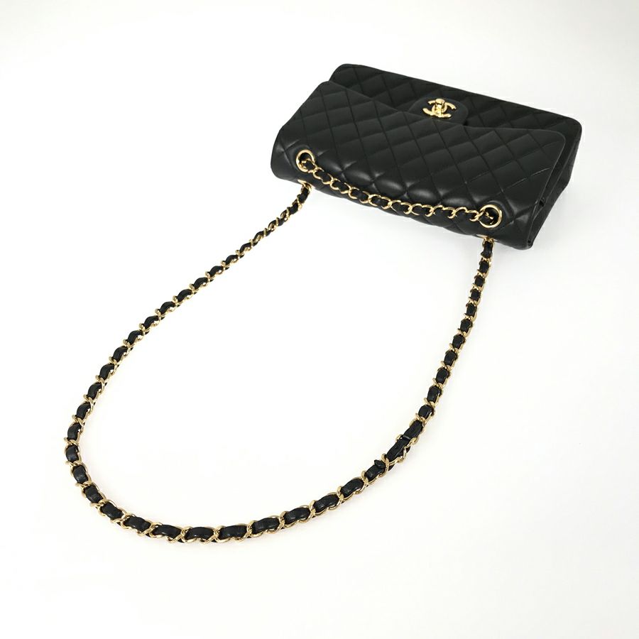 シャネル ショルダーバッグ