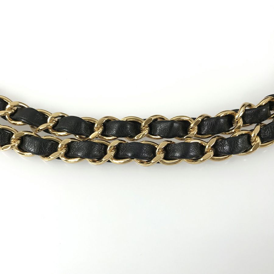 シャネル ショルダーバッグ