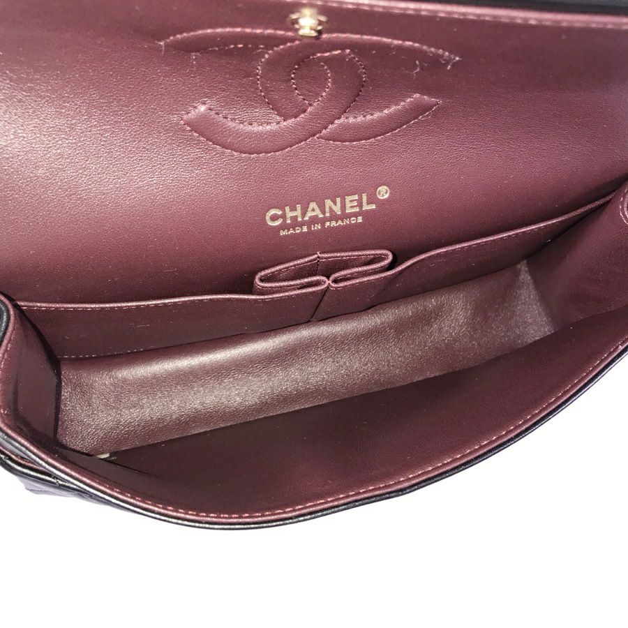 シャネル ショルダーバッグ