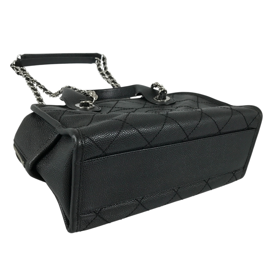 シャネル ショルダーバッグ