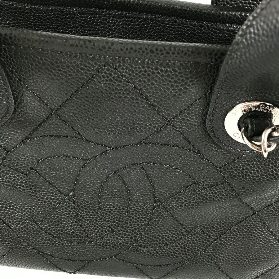 シャネル ショルダーバッグ