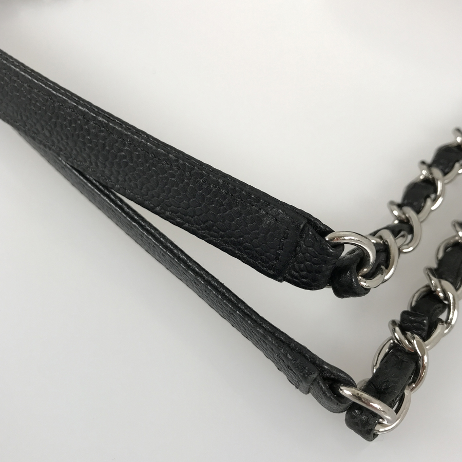 シャネル ショルダーバッグ