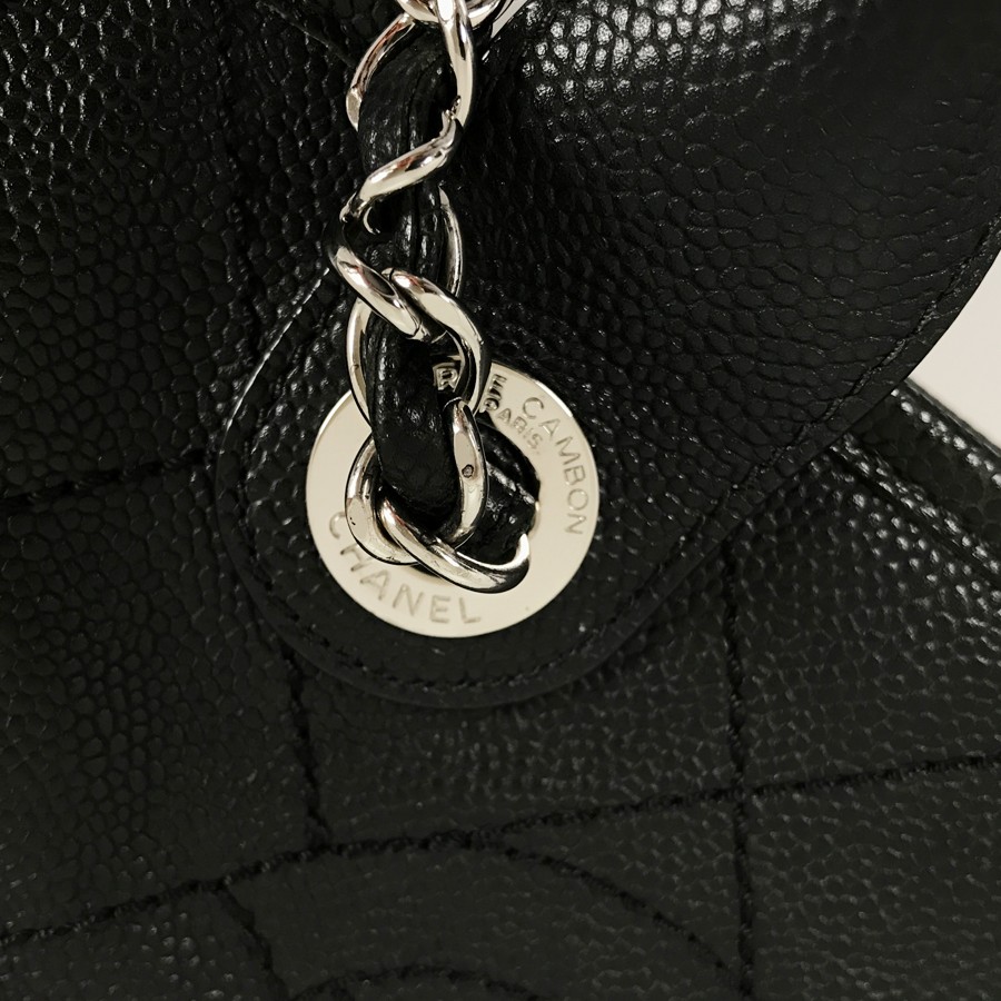 シャネル ショルダーバッグ