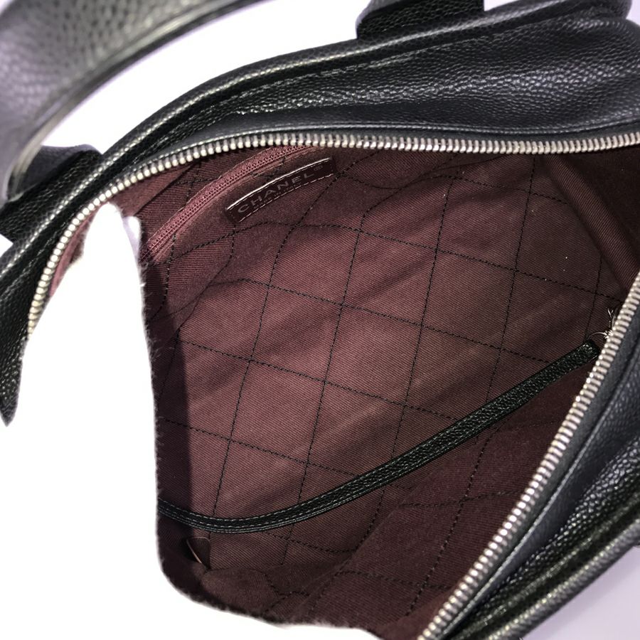 シャネル ショルダーバッグ