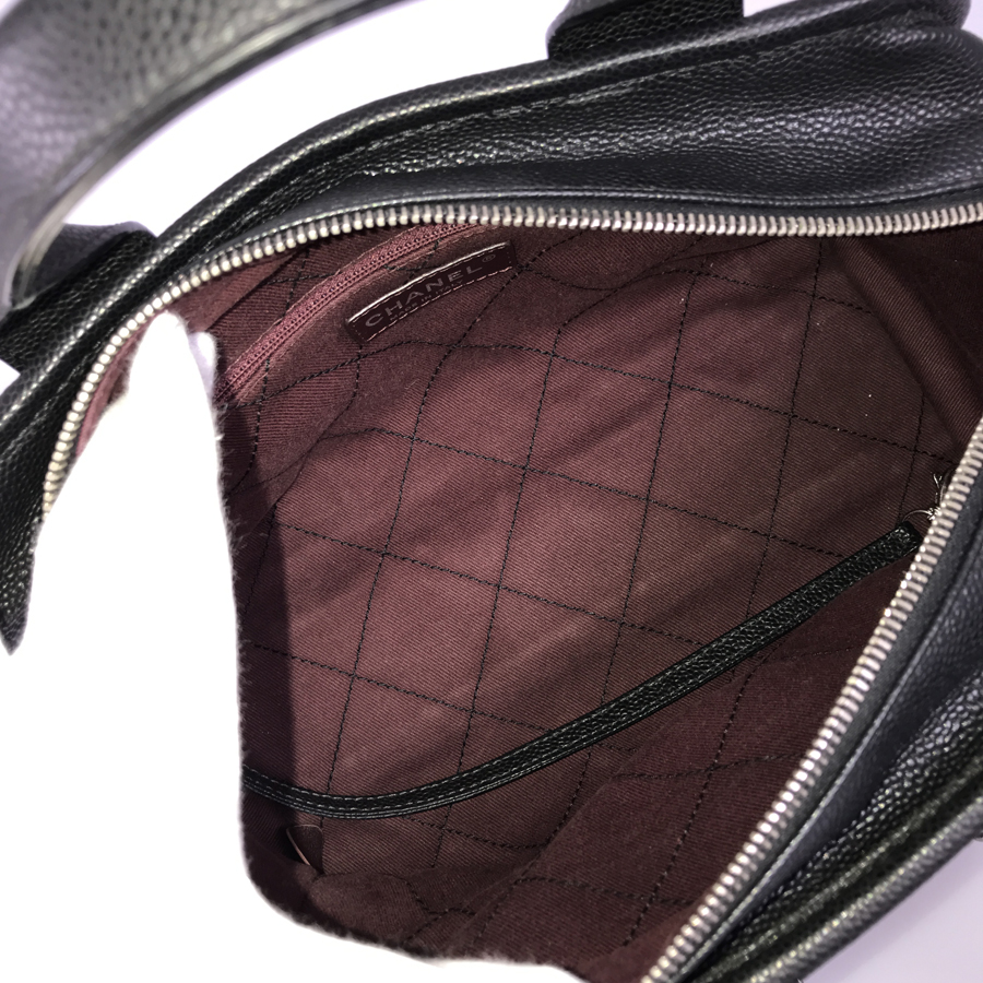 シャネル ショルダーバッグ