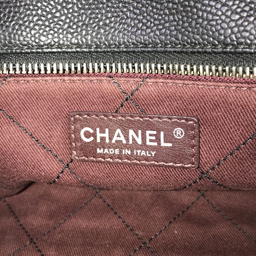 シャネル ショルダーバッグ