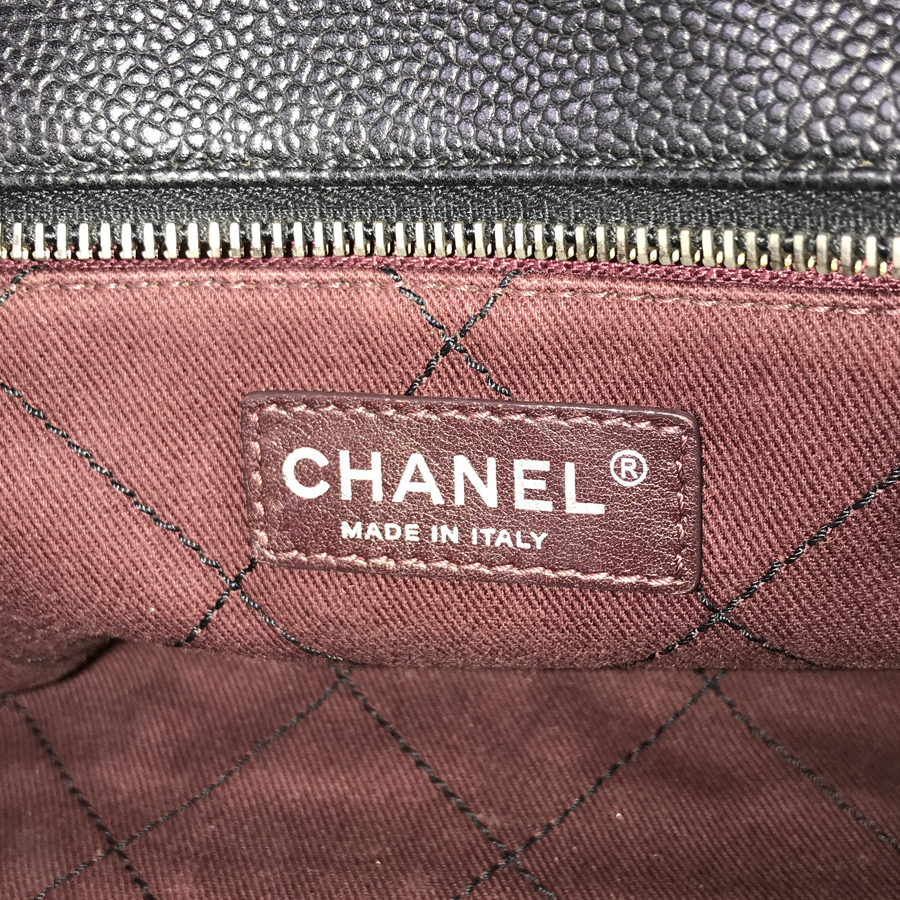 シャネル ショルダーバッグ