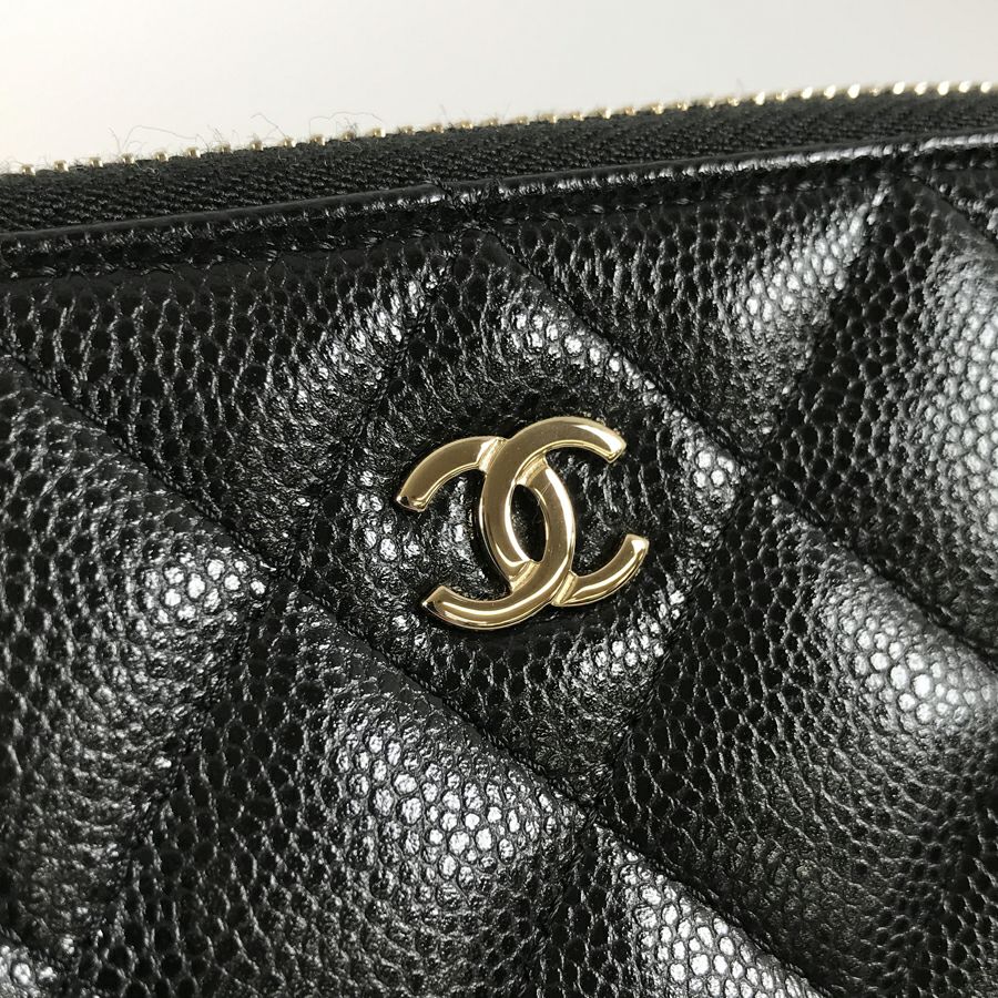 シャネル ショルダーバッグ