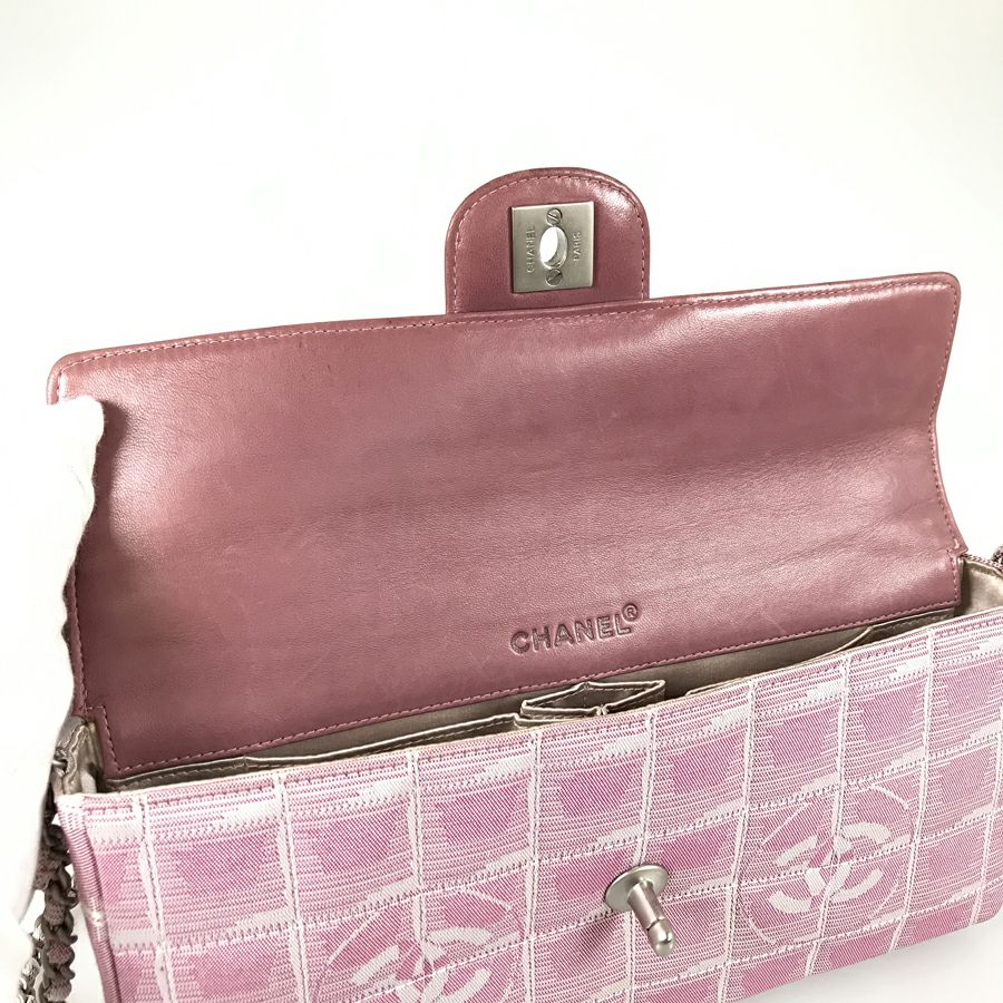 シャネル ショルダーバッグ