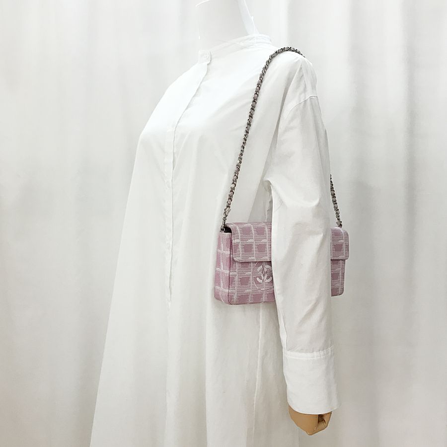 シャネル ショルダーバッグ