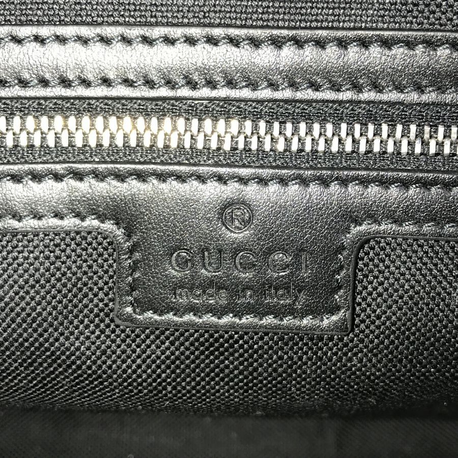 グッチ ショルダーバッグ