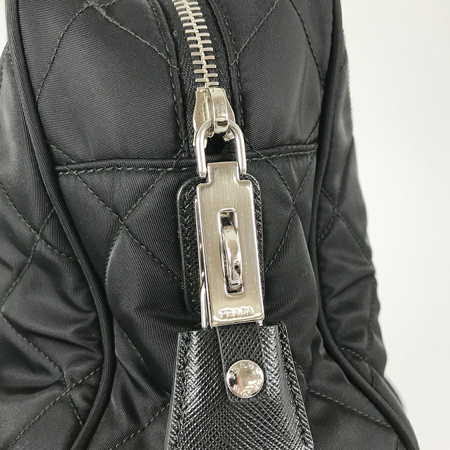 プラダ ショルダーバッグ