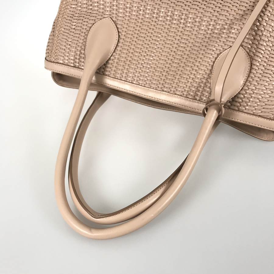 サルヴァトーレフェラガモ トートバッグ