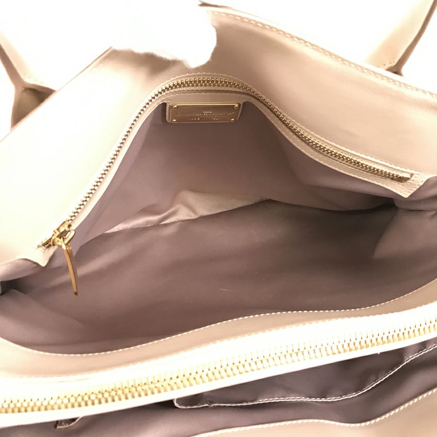 サルヴァトーレフェラガモ トートバッグ