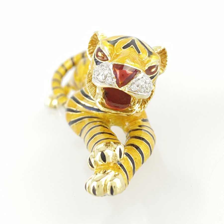 ノーブランド ブローチ