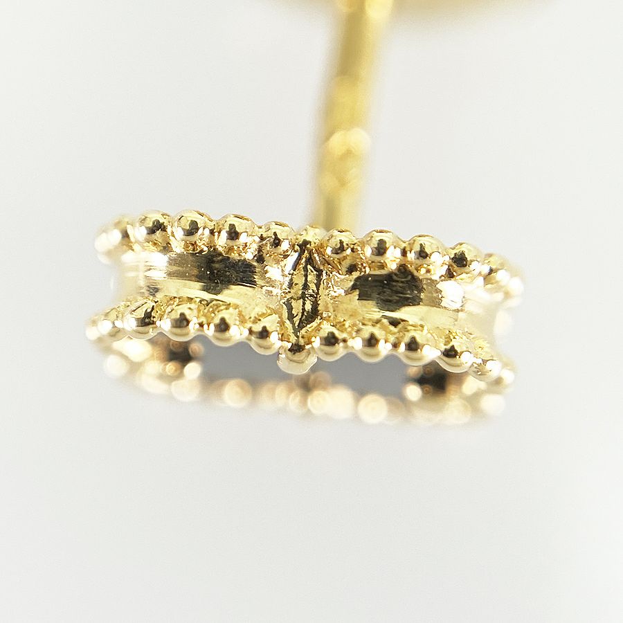 ヴァンクリーフ＆アーペル ピアス