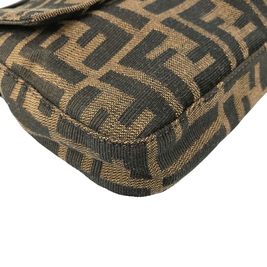 フェンディ ショルダーバッグ