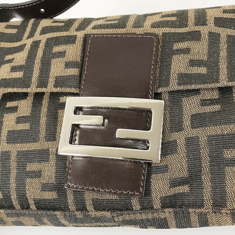 フェンディ ショルダーバッグ