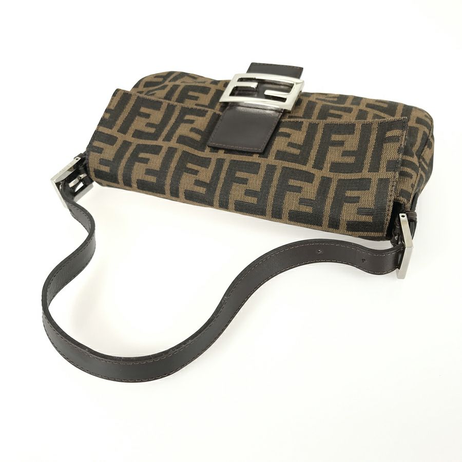 フェンディ ショルダーバッグ