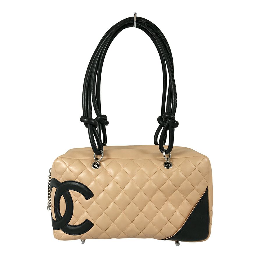 シャネル ショルダーバッグ