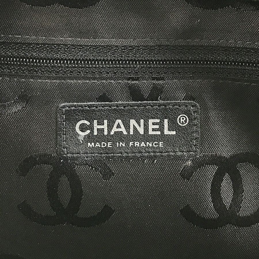 シャネル ショルダーバッグ