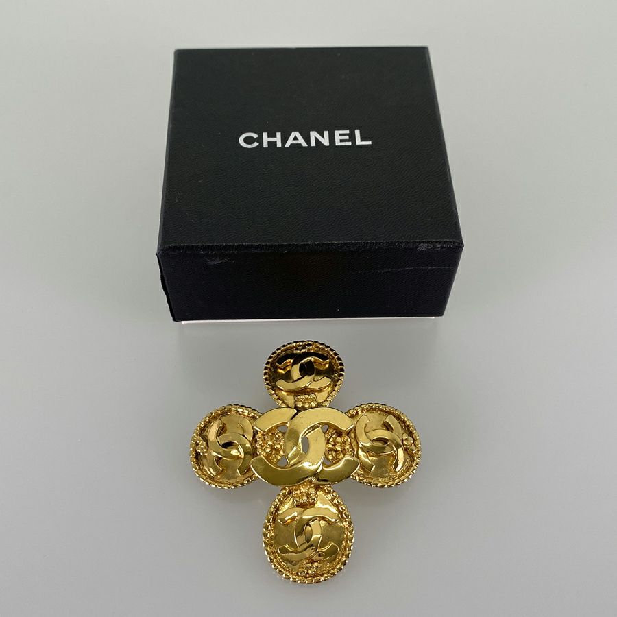 シャネル ブローチ