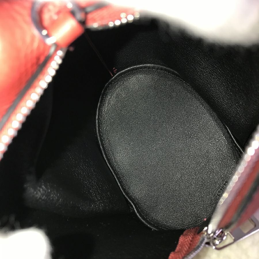 ロエベ ポシェット