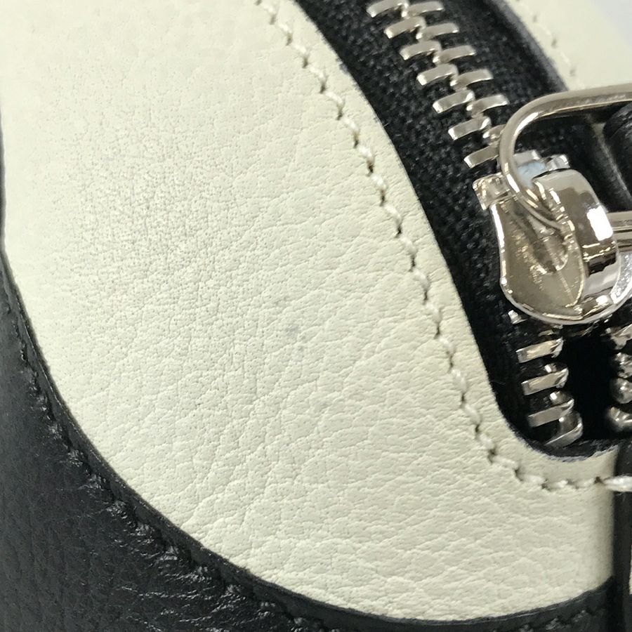 ロエベ コインケース