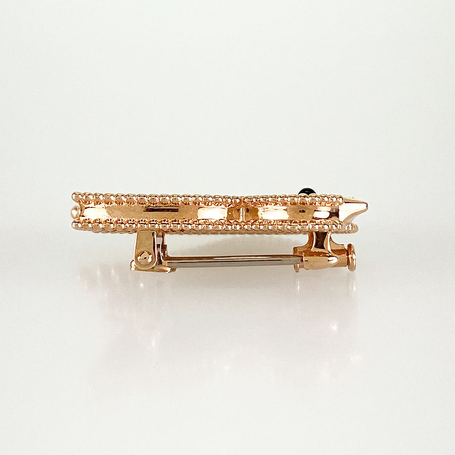 ヴァンクリーフ＆アーペル ブローチ