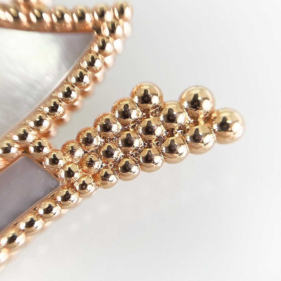 ヴァンクリーフ＆アーペル ブローチ