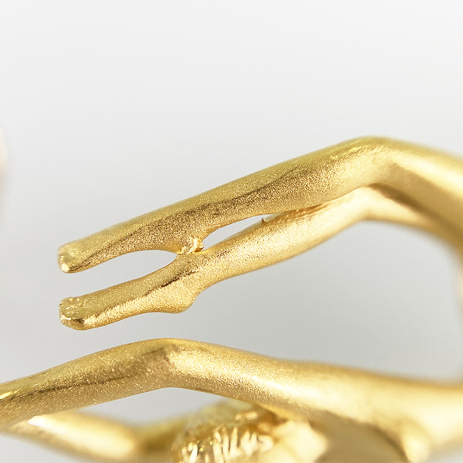 カレライカレラ ピアス