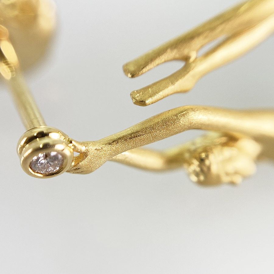 カレライカレラ ピアス