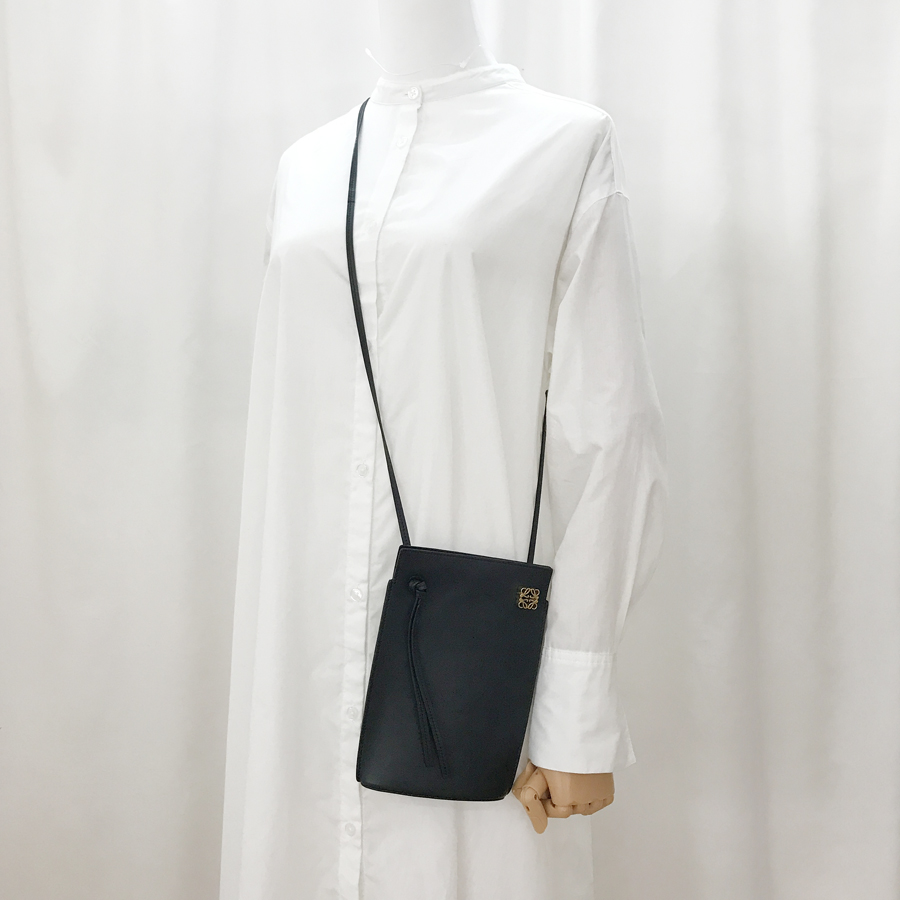 ロエベ ショルダーバッグ