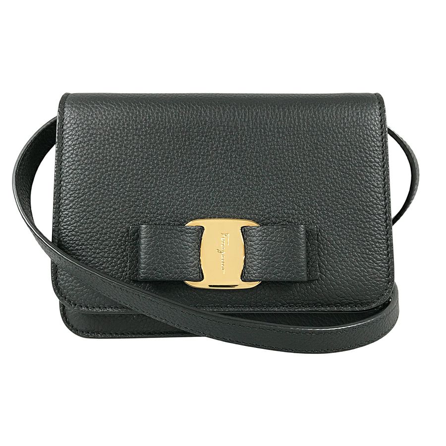 サルヴァトーレフェラガモ ショルダーバッグ